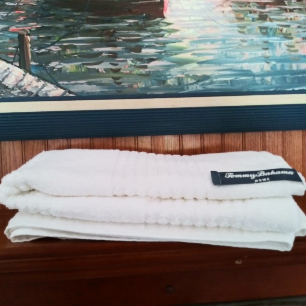 Tommy Bahama Home - Large Bath Towel